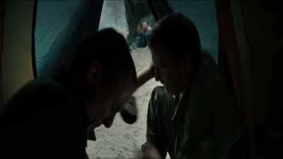 - I've had enough.
- What are you doing? Stop! - Pain Threshold