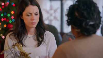 I've given Carson
the final say on the contest - A Sweet Christmas Romance