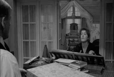 - I've got a bone to pick with you.
- Working, Father, dear. - Georgy Girl