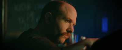 I've got a crew. Six guys. - Lights Out