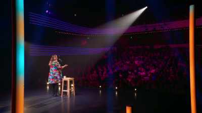 I've got a friend
who's got really nice hands - Sarah Millican: Bobby Dazzler