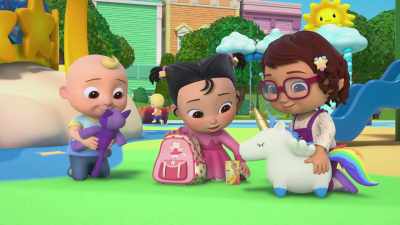 I've got a stuffed animal, juice boxes, - CoComelon Lane