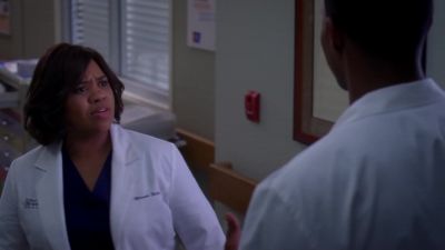 I've got cartilage
in a bottle. (groans) - Grey's Anatomy