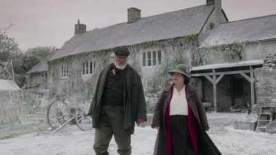 I've got enough on my hands - Roald & Beatrix: The Tail of the Curious Mouse