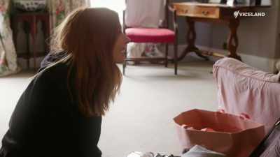 I've got to go back
to my one-bedroom flat, - Stacey Dooley Sleeps Over