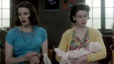 I've got to go. - Call the Midwife