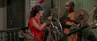 I've got to rescue my friend from boom boom - Penelope