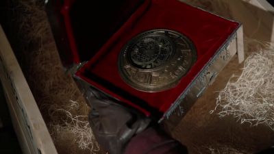 I've got the amulet. - DC's Legends of Tomorrow