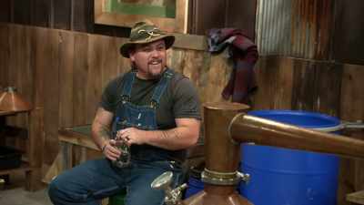 I've got the methanol fumes
coming off over here. - Moonshiners: Master Distiller