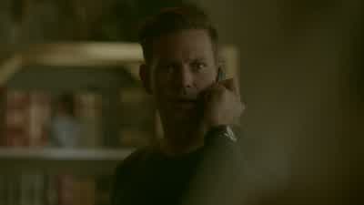 I've got to call you back. - Legacies