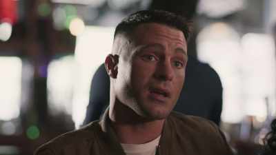 I've got vip tickets for
a special cubs exhibition game - Swindler Seduction