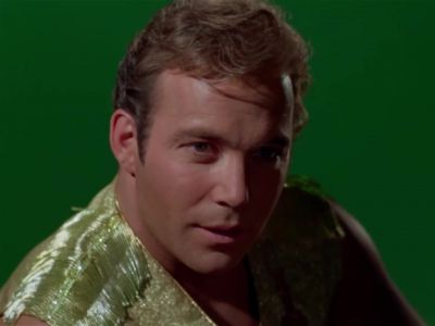 - I've gotta go.
- Ship's business? - Star Trek