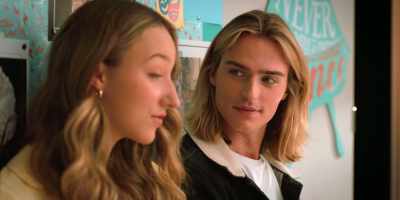 I've heard you sing.
You have nothing to be nervous about. - Tall Girl 2