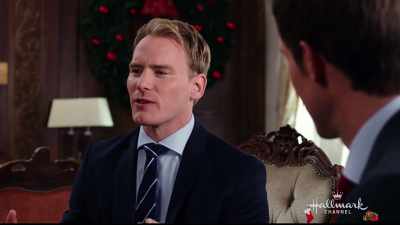 I've heard there's
this miraculous invention - Christmas at the Palace