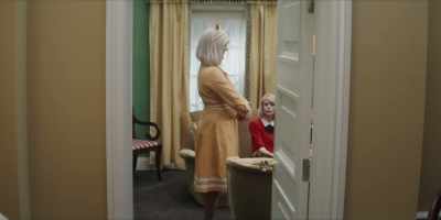 I've just seen Mrs Mortimer.
She's got a face like thunder. - Nolly