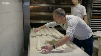 I've never done this before. - Remarkable Places to Eat