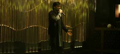 I've never performed on stage
in front of a crowd like this. - Gully Boy