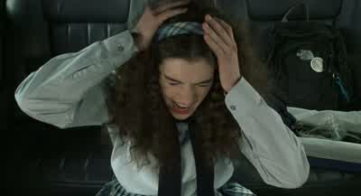 I've never put on pantyhose but it sounds dangerous - The Princess Diaries