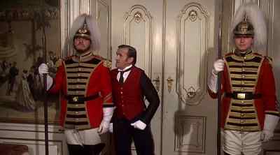 I've never seen
our new king before.
He's a bit odd. - The Prisoner of Zenda