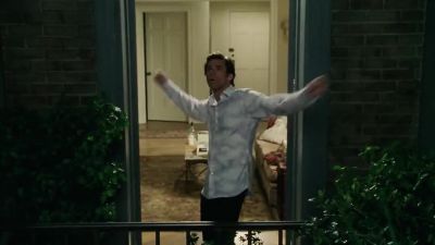 Honey. Hi. Wow. - I've never seen the moon that big! - Yeah. We really shouldn't waste it. - Bruce Almighty