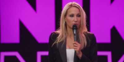 I've not come before,
like almost exclusively, - Nikki Glaser: Bangin'