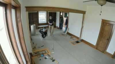 -I've not run
a ladder in so long.
-Let's see it. Let's see it. - Down Home Fab