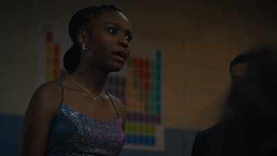 I've said it before,
what this school needs is a good panic room. - Naomi