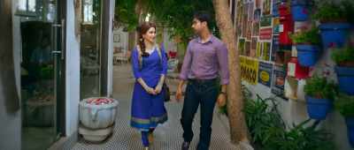 I've seen how the hero
gets the heroine drunk - Shaadi Mein Zaroor Aana