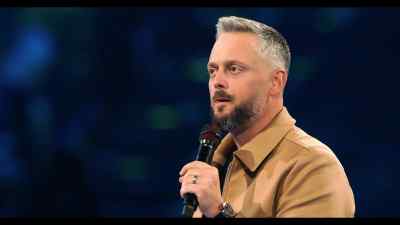 I've had Taco Bell and threw it away
in my neighbor's trash - Your Friend, Nate Bargatze