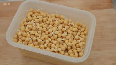 I've used sprouted chickpeas,
rather than cooked chickpeas, - Young Masterchef
