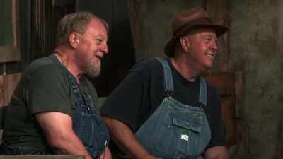[ivy laughs] - Moonshiners: Master Distiller