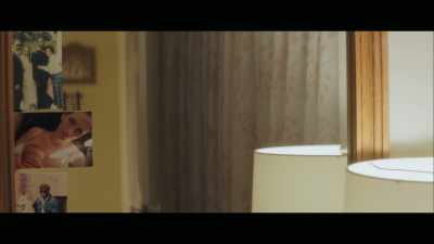 (Ivy singing scales,
accompanied by a piano) - Ben Is Back