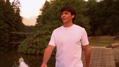 J“ charades, pop skill j“ - Smallville