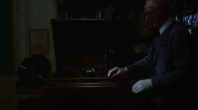 J» gonna take a sentimental journey » - Dead &amp; Buried