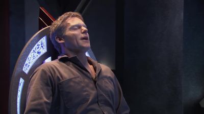 Jack, give the command. - Stargate SG-1