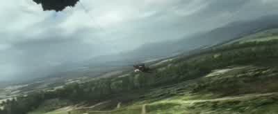 Jack! Hold me. - Jack the Giant Slayer