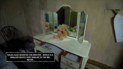 [Jack] I want a Mel Meter bear. - The Osbournes Want to Believe