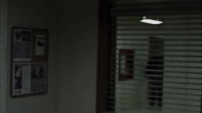Jack. Jack.
We got to go. - The Killing