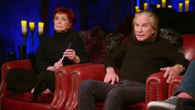 [Jack] Look at it, it's just
like a light liquid thing... - The Osbournes Want to Believe