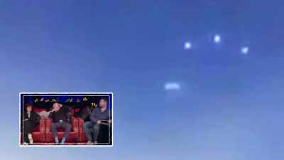 [Jack] Now look.
Now it goes off. - The Osbournes Want to Believe