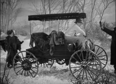 Jack! Push! Not in front of there! - The Magnificent Ambersons