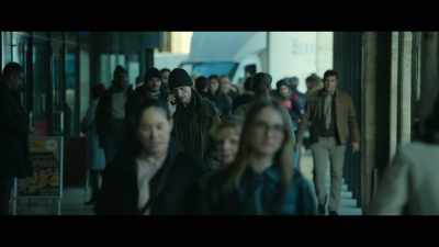 JACKAL:
Nuria, it's me. - The Day of the Jackal