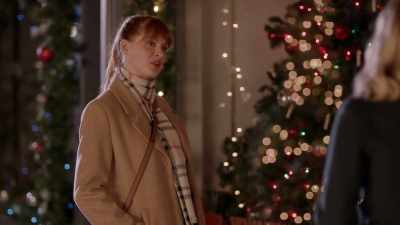 - Jackie, I'm sorry-- - Toying with the Holidays