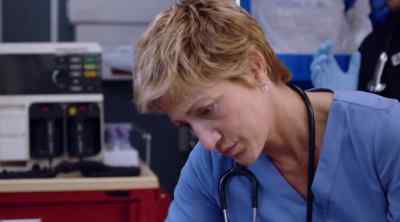 Jackie Peyton... armed and dangerous. - Nurse Jackie