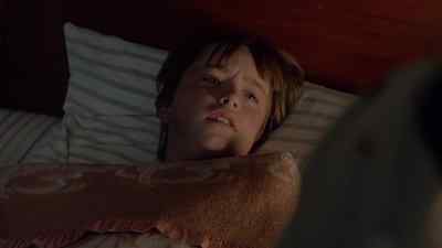 Jackie, wake up.
We gotta go downstairs. - Jack the Bear