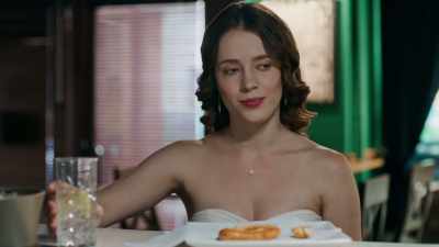 Jackson just left her
standing there, - The Groomsmen: Last Dance