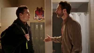 Jackson, listen to me.
The scout is out there today. - My Son's Deception