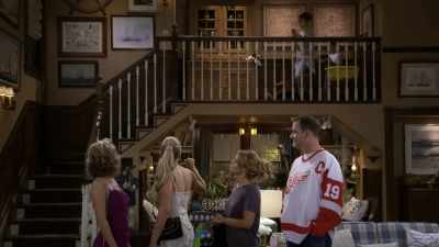 Jackson, Max, Ramona,
come say goodbye! Joey's here. - Fuller House