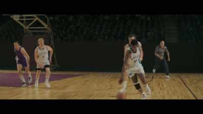 Jackson recuperează
şi lansează contraatacul! - Kalev