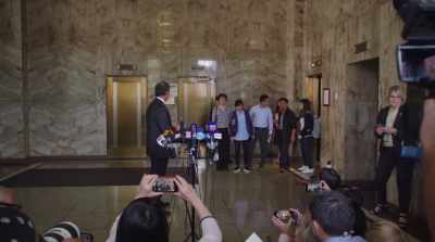 [Jacqueline]
After eight and a half hours
of deliberating, - Finding Yingying